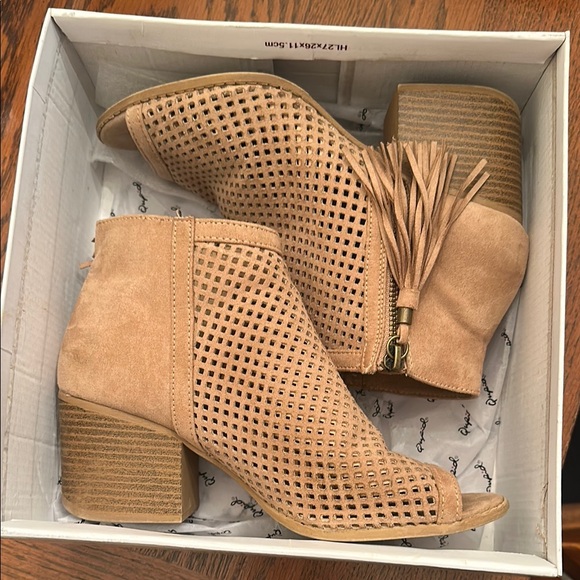 Qupid Shoes - Qupid Tan Peep-Toe Ankle Booties